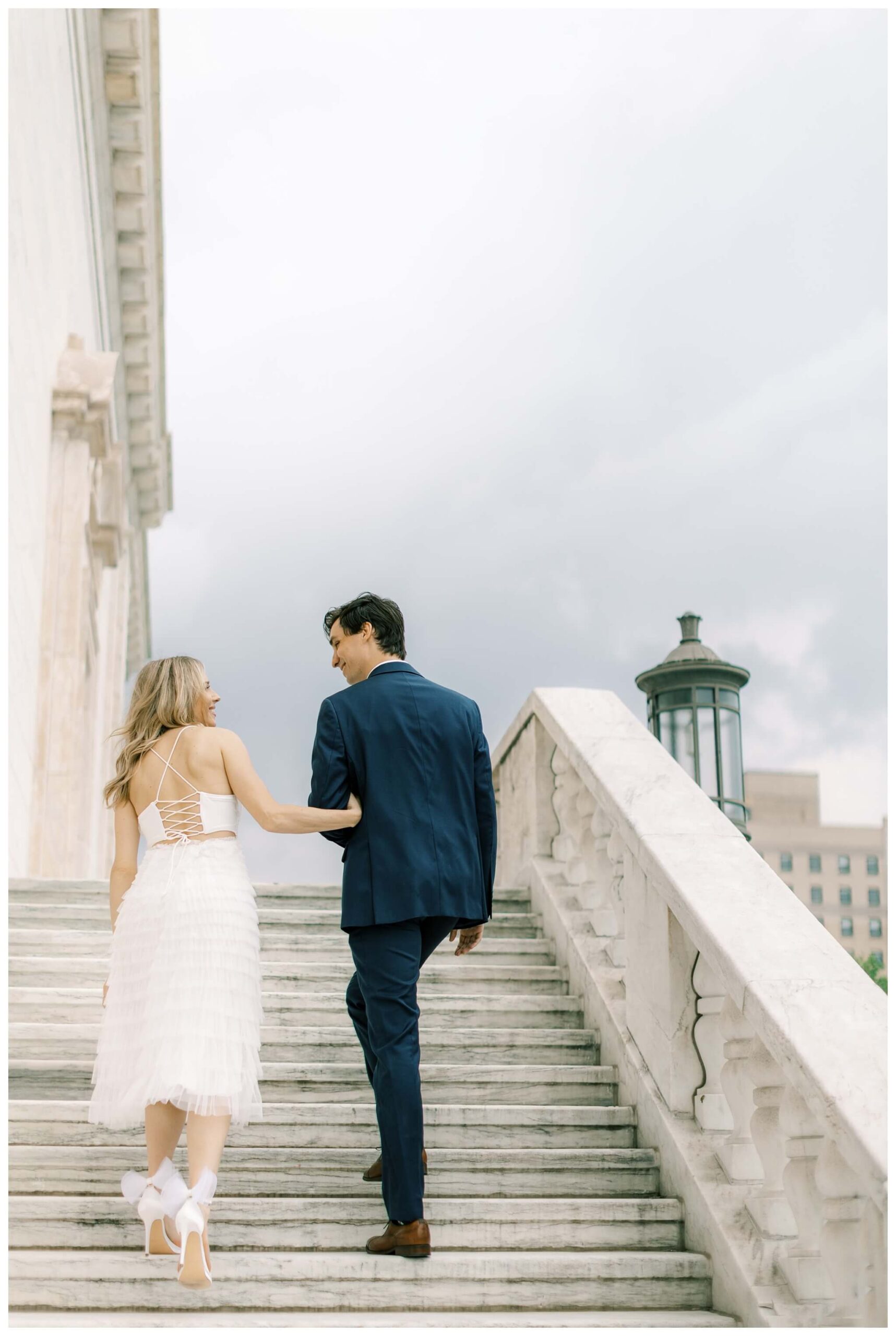 beautiful romantic hollywood style bar engagement shoot in downtown detroit at the monarch club and DIA by josh and andrea photograpy 