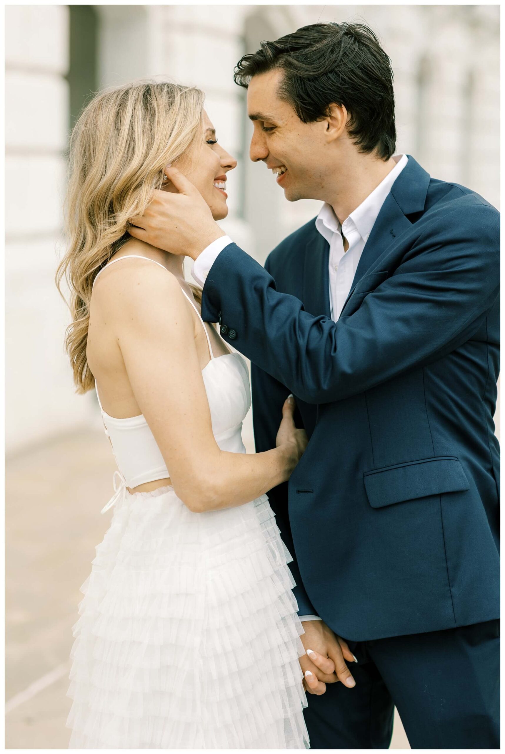 beautiful romantic hollywood style bar engagement shoot in downtown detroit at the monarch club and DIA by josh and andrea photograpy 