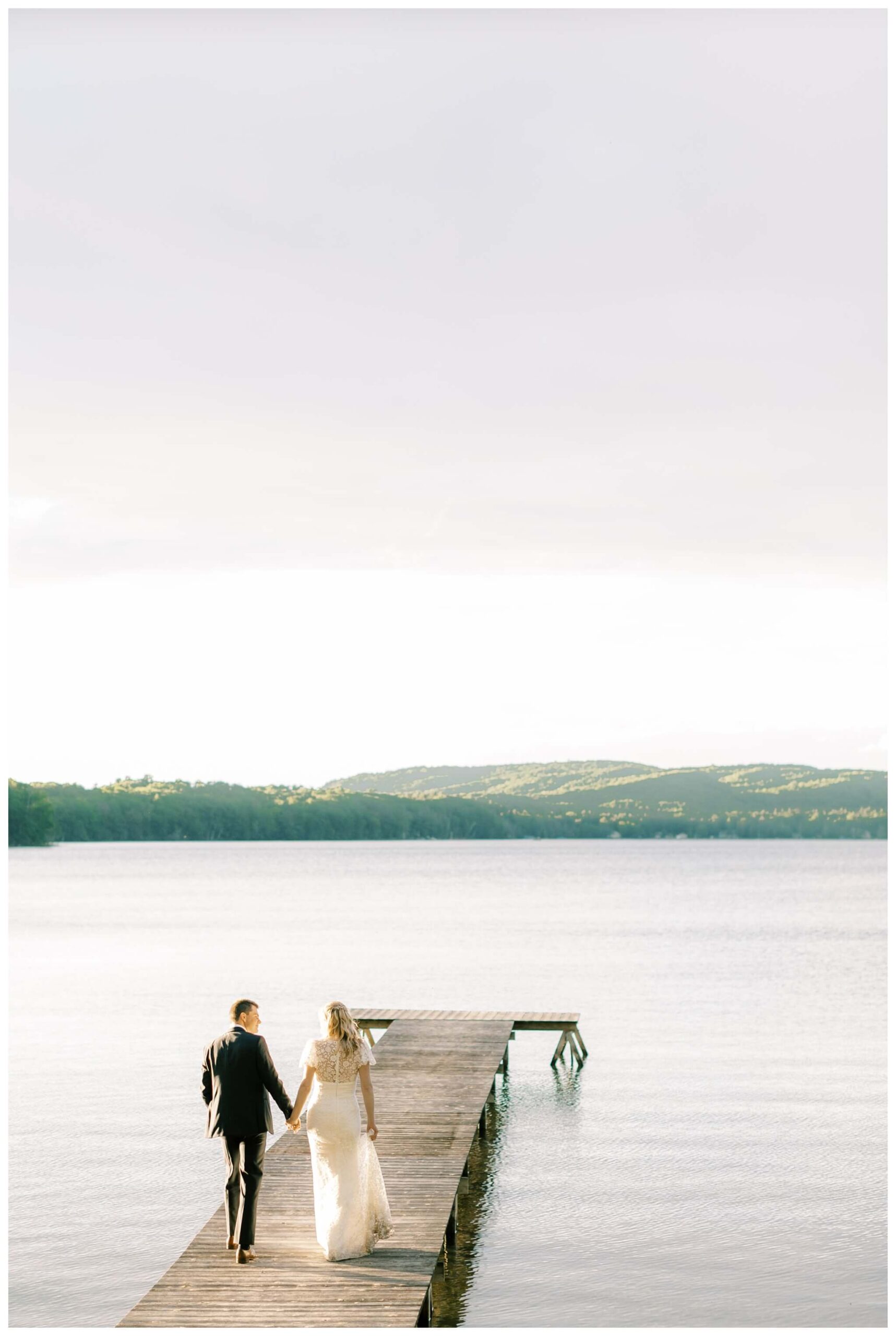 dreamy romantic lakeside wedding near Traverse City michigan by Josh and Andrea photography 