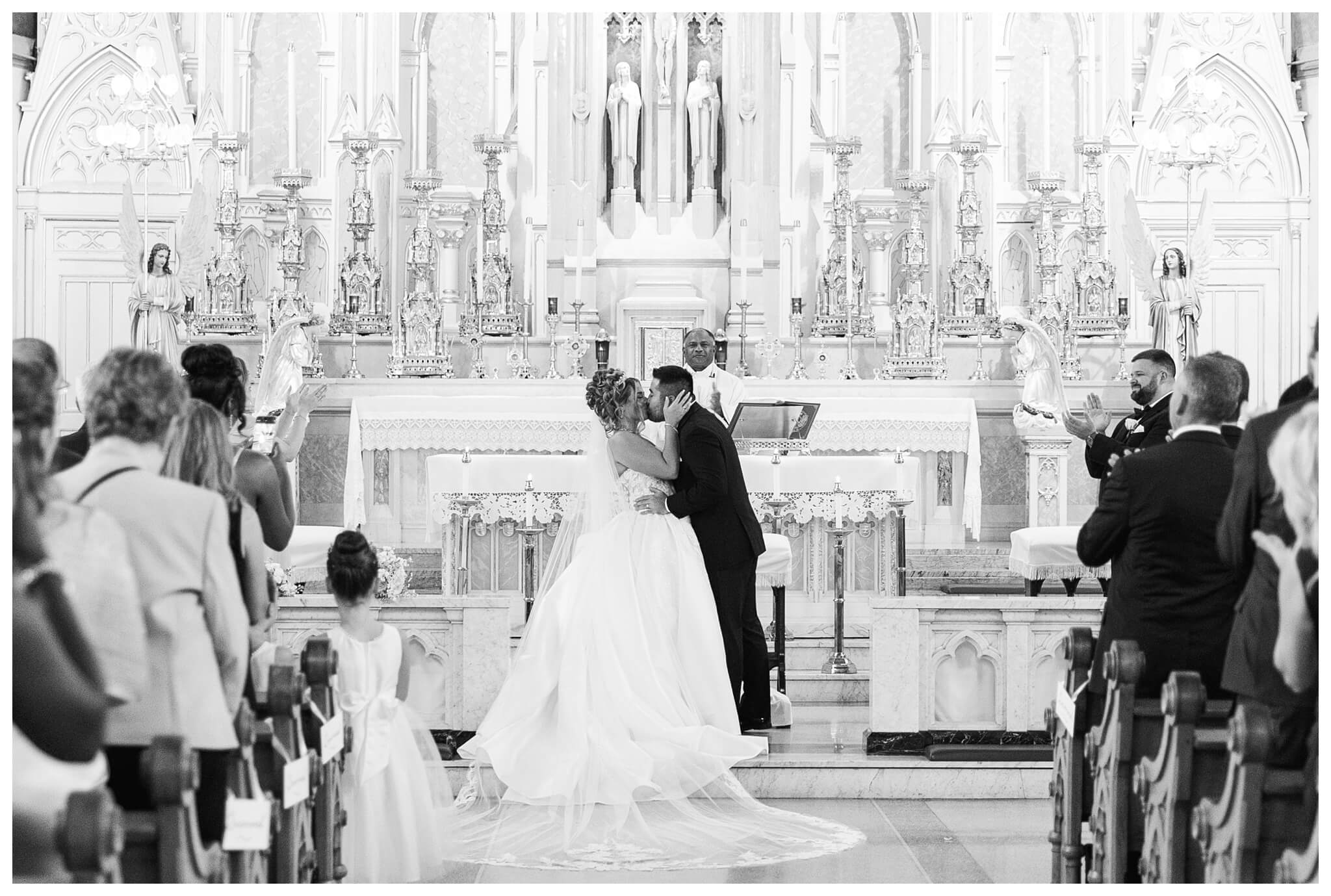 timeless ballroom wedding in downtown detroit at the colony club with motor city vintage rentals and josh and andrea photography