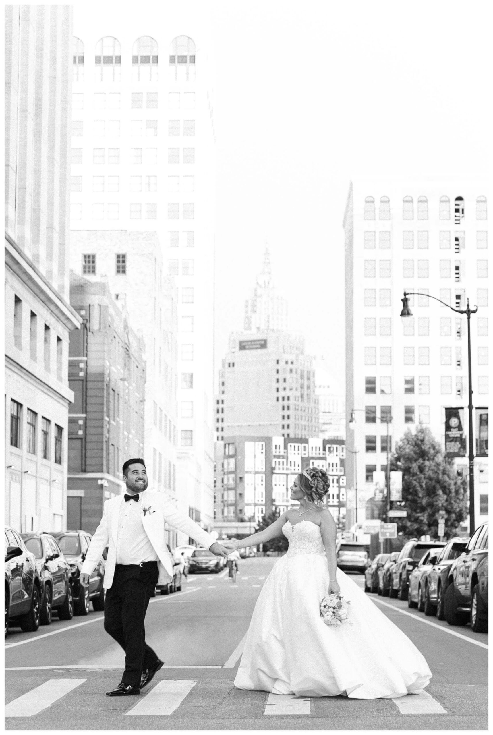 timeless ballroom wedding in downtown detroit at the colony club with motor city vintage rentals and josh and andrea photography