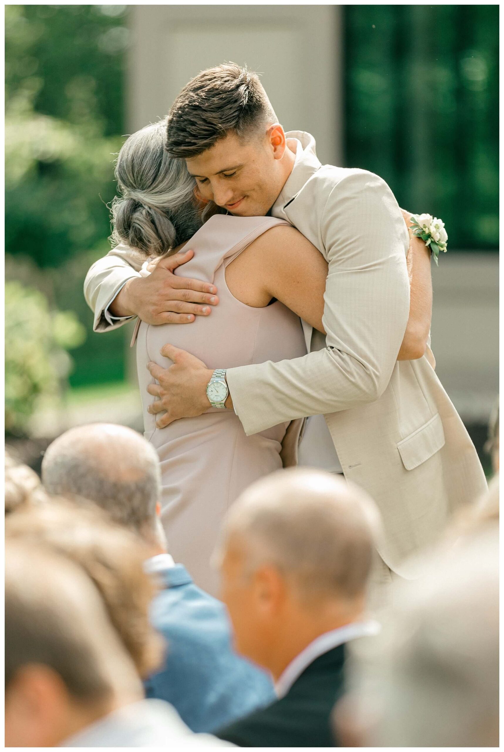 lovely romantic estate summer wedding at venue 3two in grand rapids michigan by josh and andrea photography