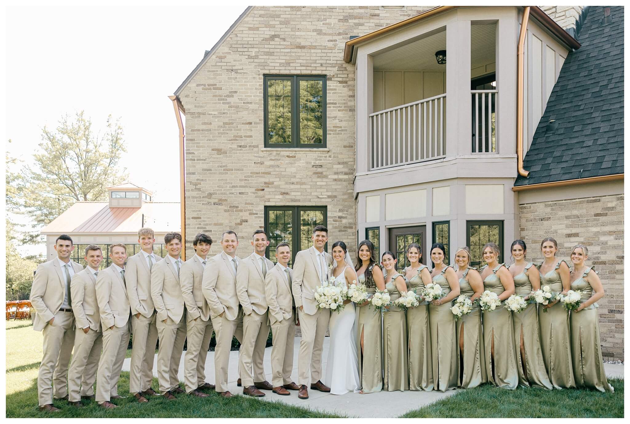 lovely romantic estate summer wedding at venue 3two in grand rapids michigan by josh and andrea photography