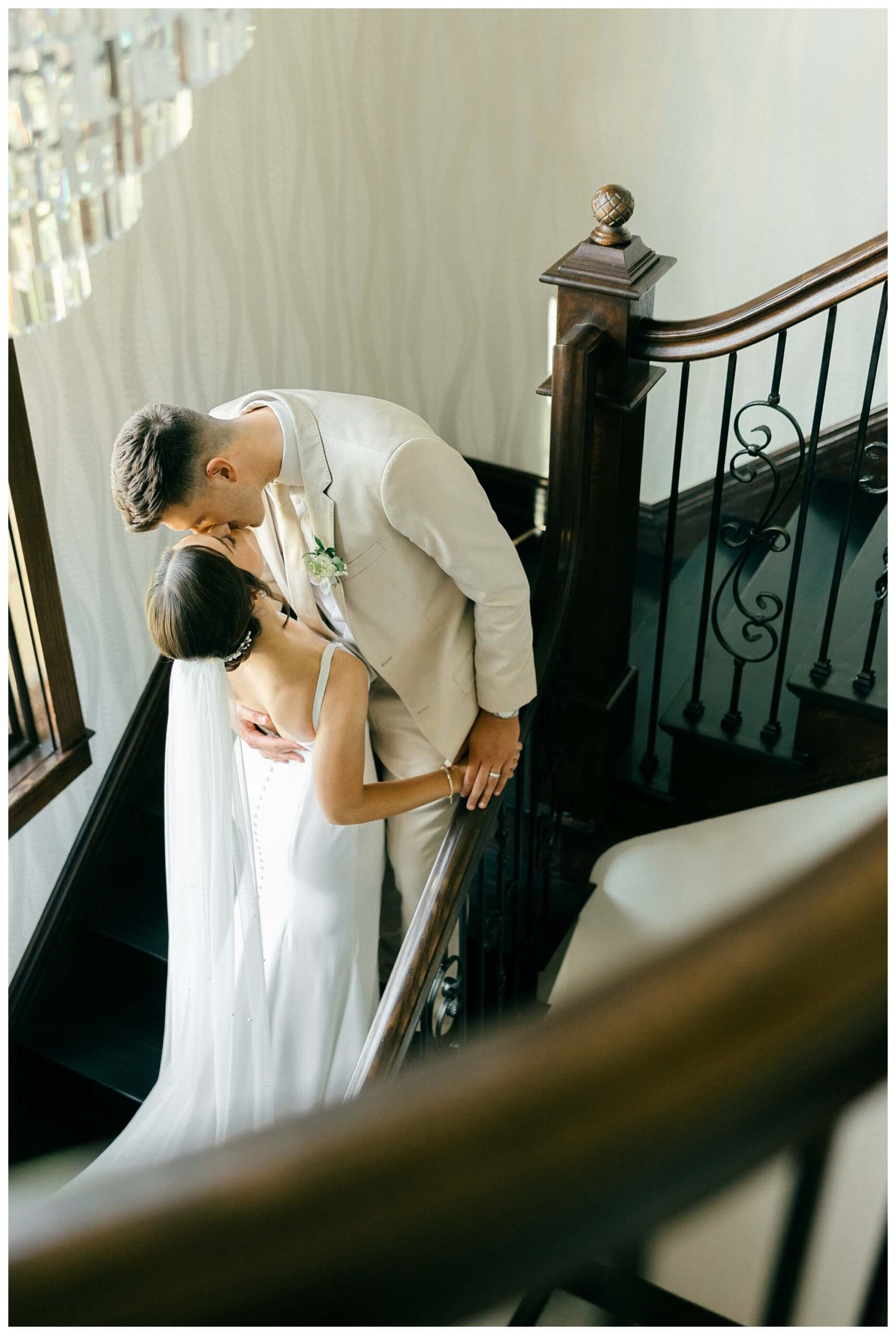 lovely romantic estate summer wedding at venue 3two in grand rapids michigan by josh and andrea photography