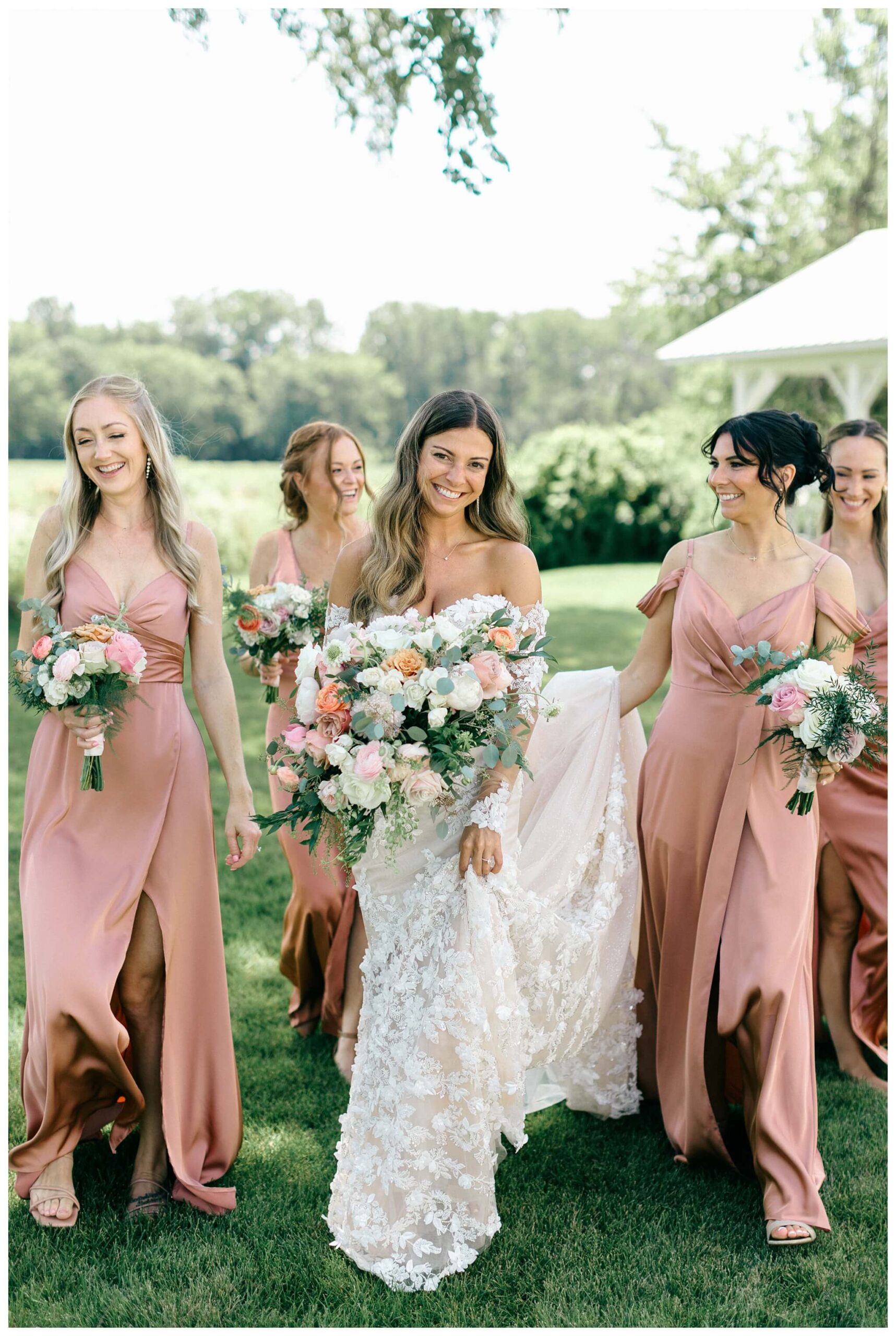 gorgeous white barn wedding at etre farms near saint joseph michigan by josh and andrea photography