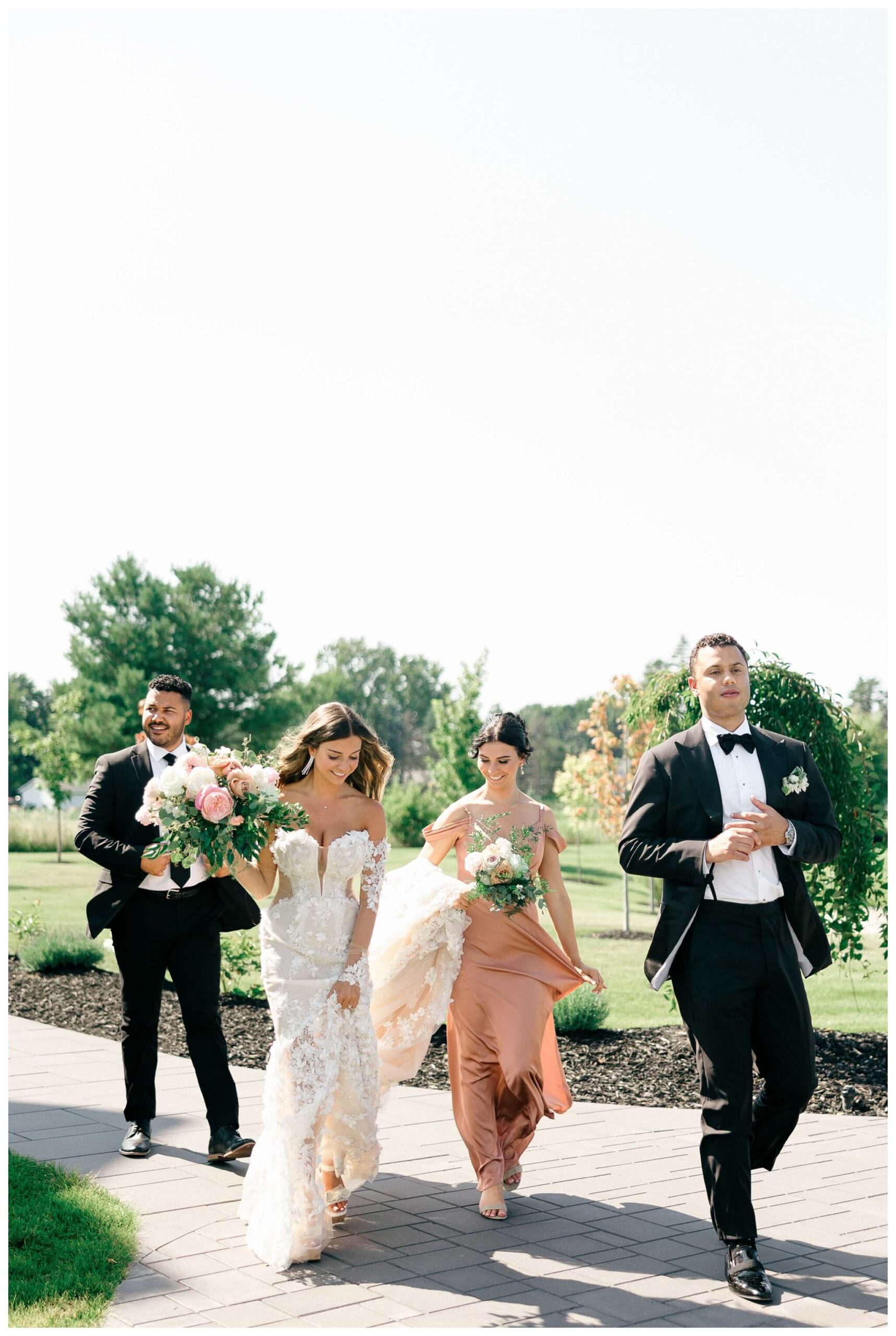 gorgeous white barn wedding at etre farms near saint joseph michigan by josh and andrea photography