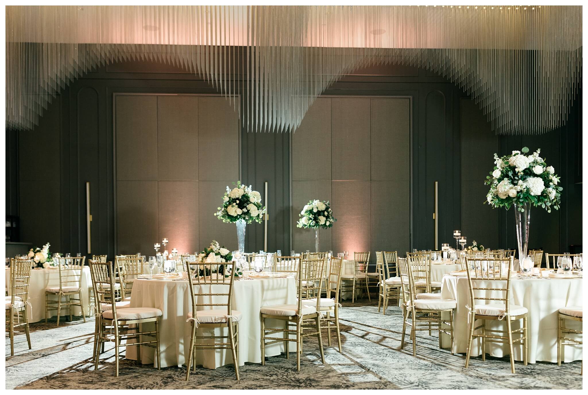 elegant refined hotel wedding at the Daxton hotel in birmingham michigan by josh and andrea photography