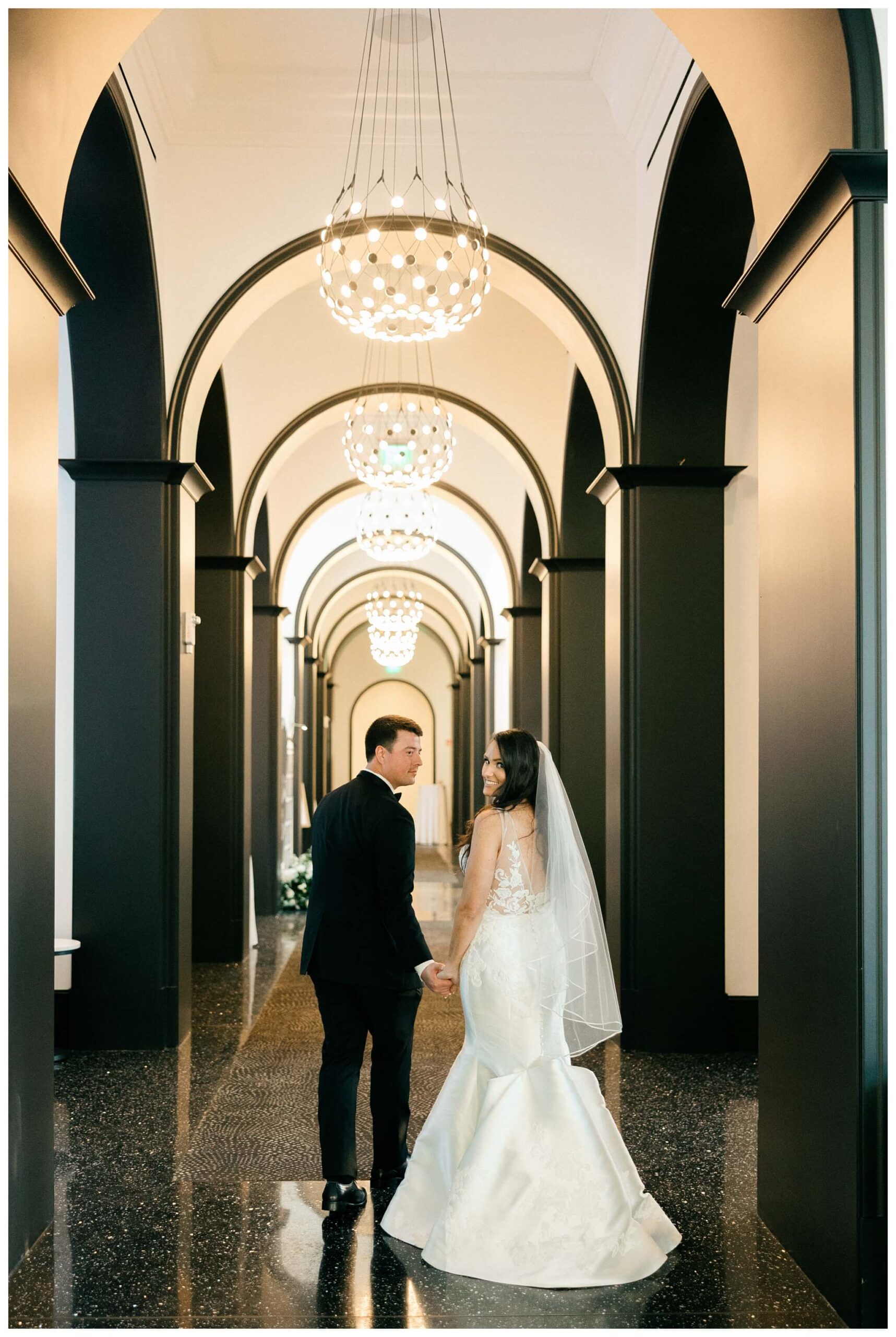 elegant refined hotel wedding at the Daxton hotel in birmingham michigan by josh and andrea photography