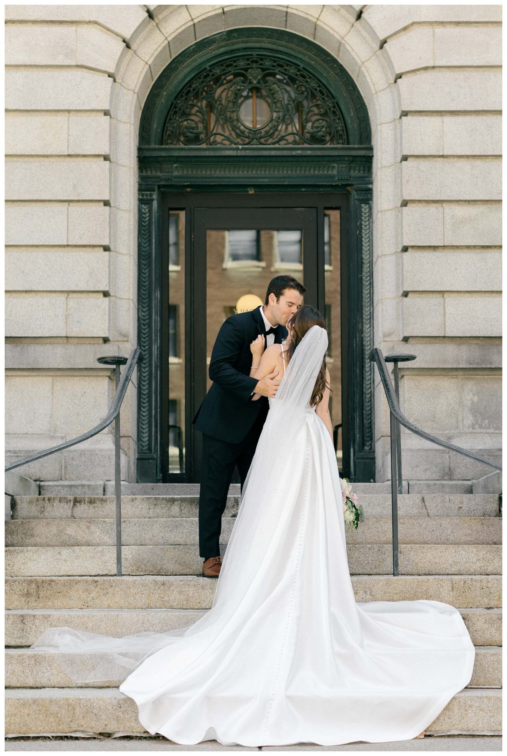 timeless joyful downtown wedding in grand rapids michigan at new vintage place and grand rapids art museum by josh and andrea photography