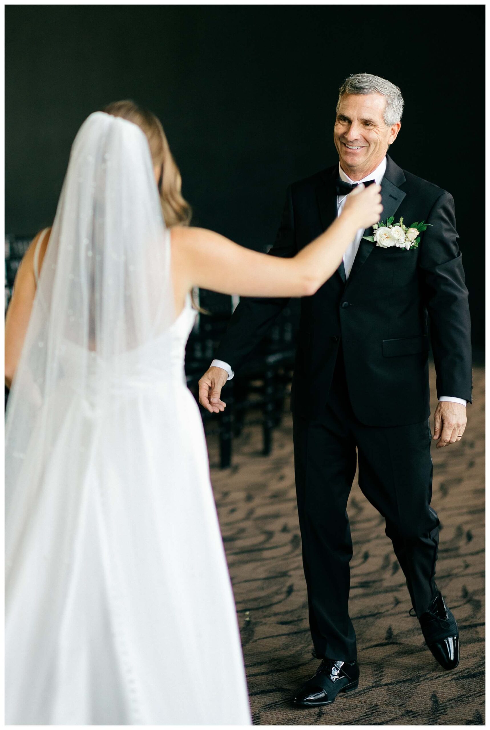 timeless joyful downtown wedding in grand rapids michigan at new vintage place and grand rapids art museum by josh and andrea photography