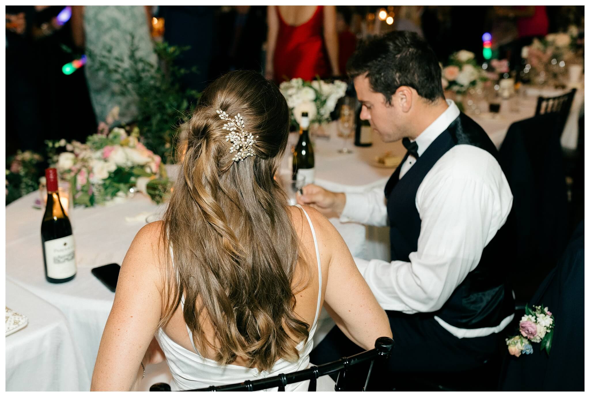 timeless joyful downtown wedding in grand rapids michigan at new vintage place and grand rapids art museum by josh and andrea photography