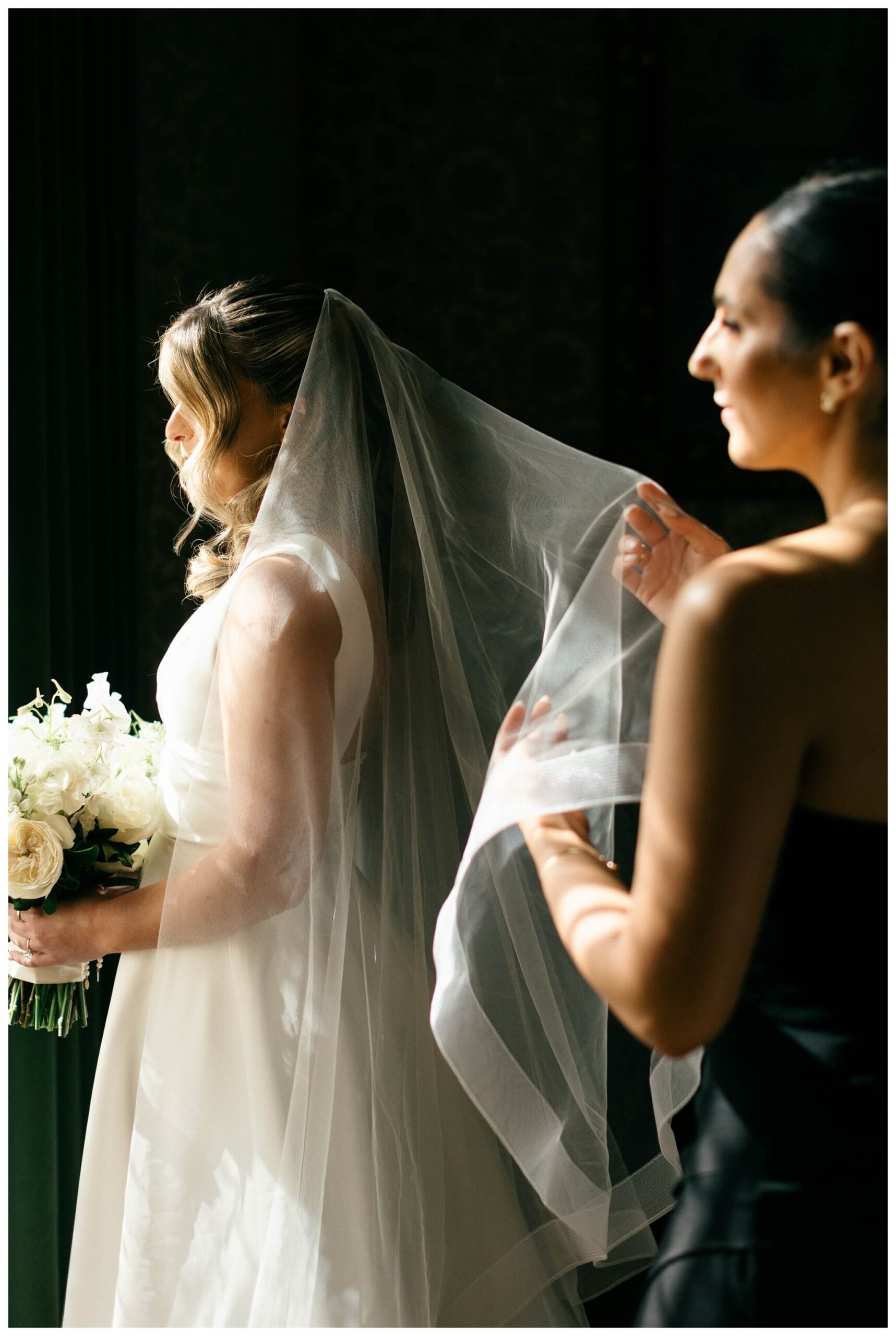 beautiful historic iconic black tie wedding in downtown detroit at the detroit athletic club by josh and andrea photography