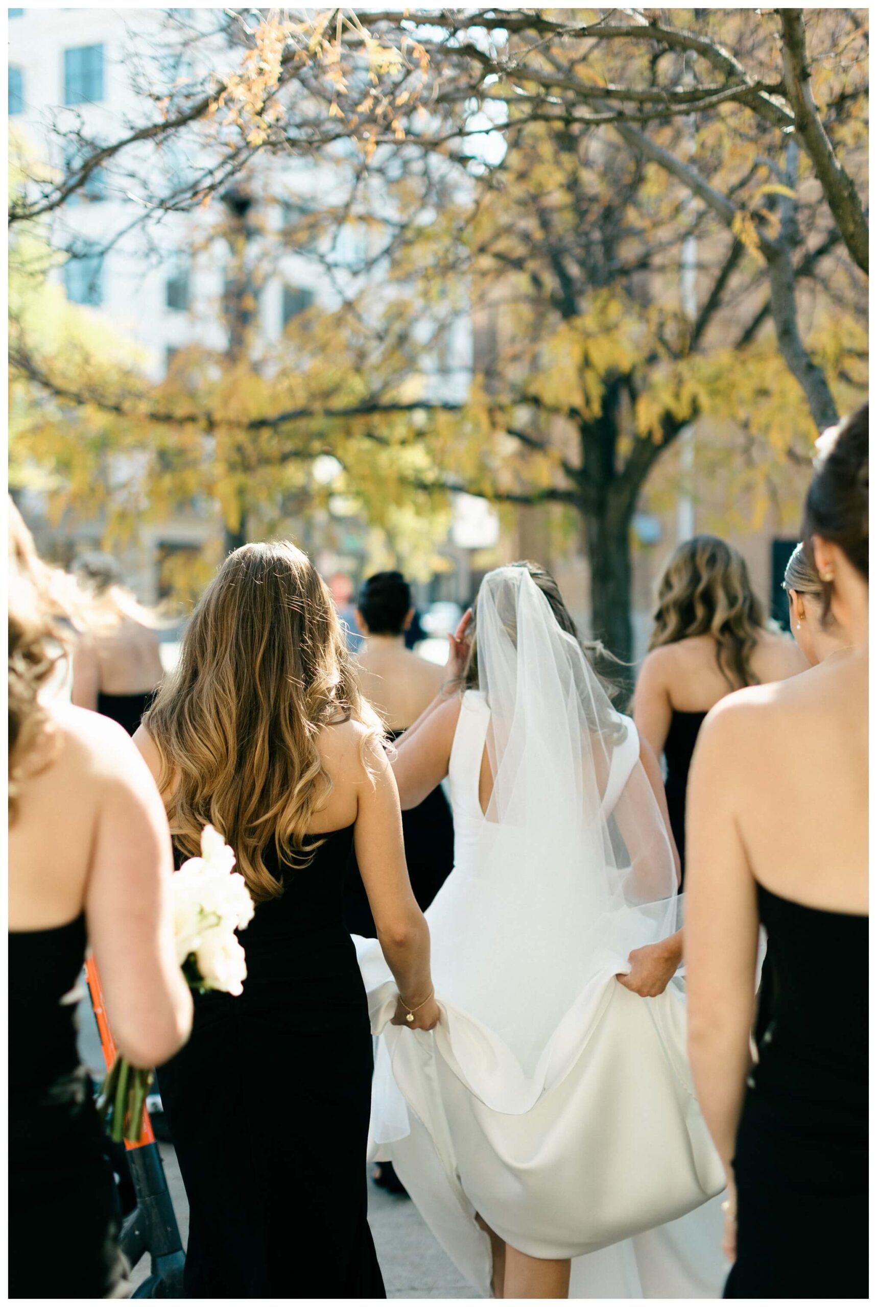 beautiful historic iconic black tie wedding in downtown detroit at the detroit athletic club by josh and andrea photography