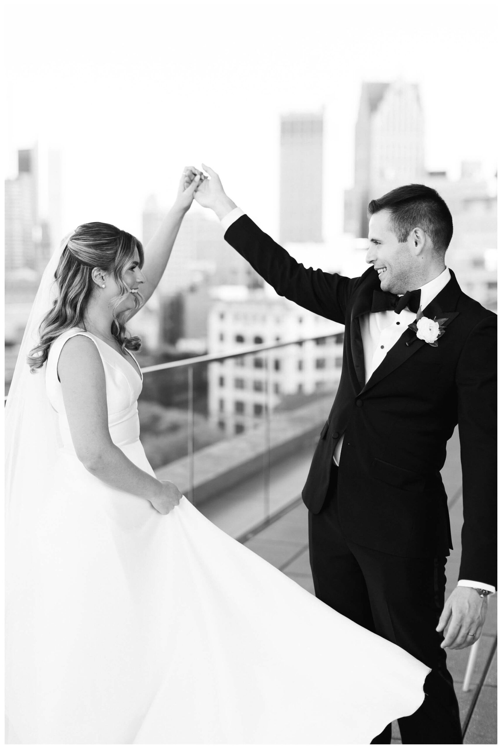 beautiful historic iconic black tie wedding in downtown detroit at the detroit athletic club by josh and andrea photography