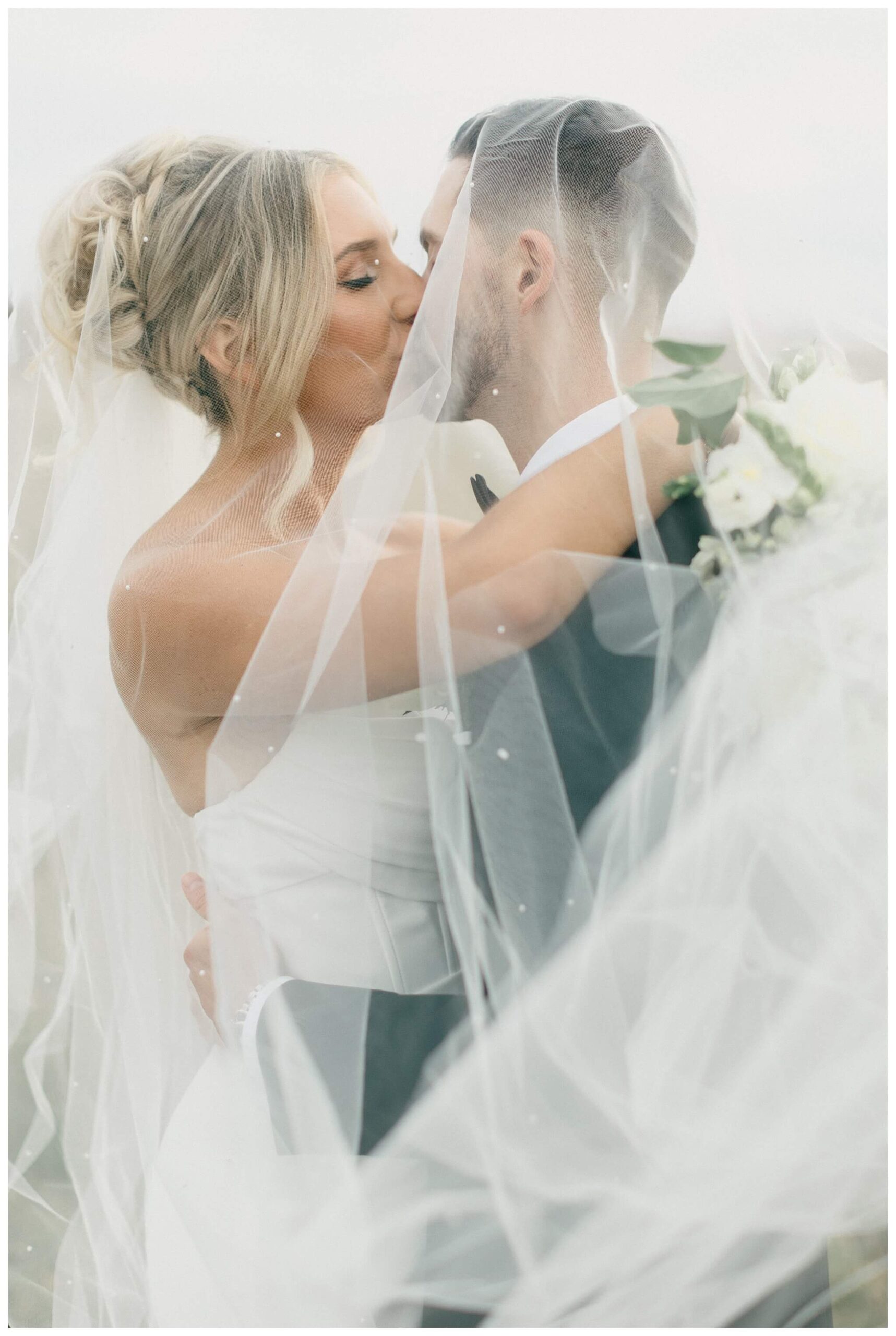 classy sophisticated black tie wedding at a white barn at Etre farms in michigan by josh and andrea photography