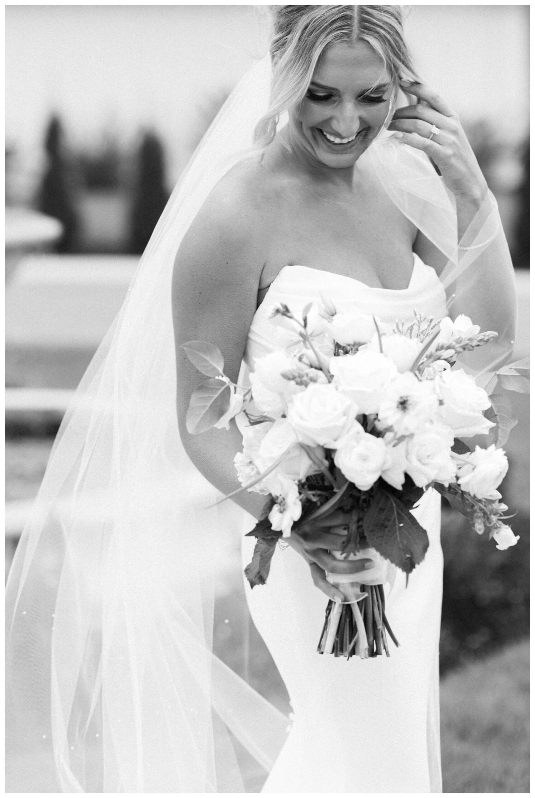 classy sophisticated black tie wedding at a white barn at Etre farms in michigan by josh and andrea photography