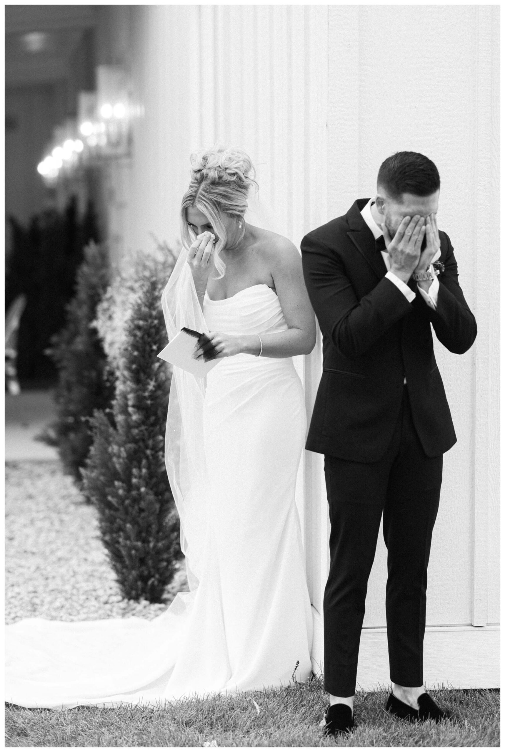 classy sophisticated black tie wedding at a white barn at Etre farms in michigan by josh and andrea photography