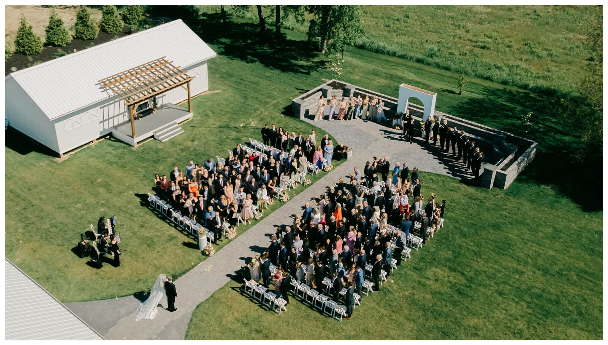 colorful white barn wedding at etre farms by lake michigan near saint joseph michigan by josh and andrea photography 