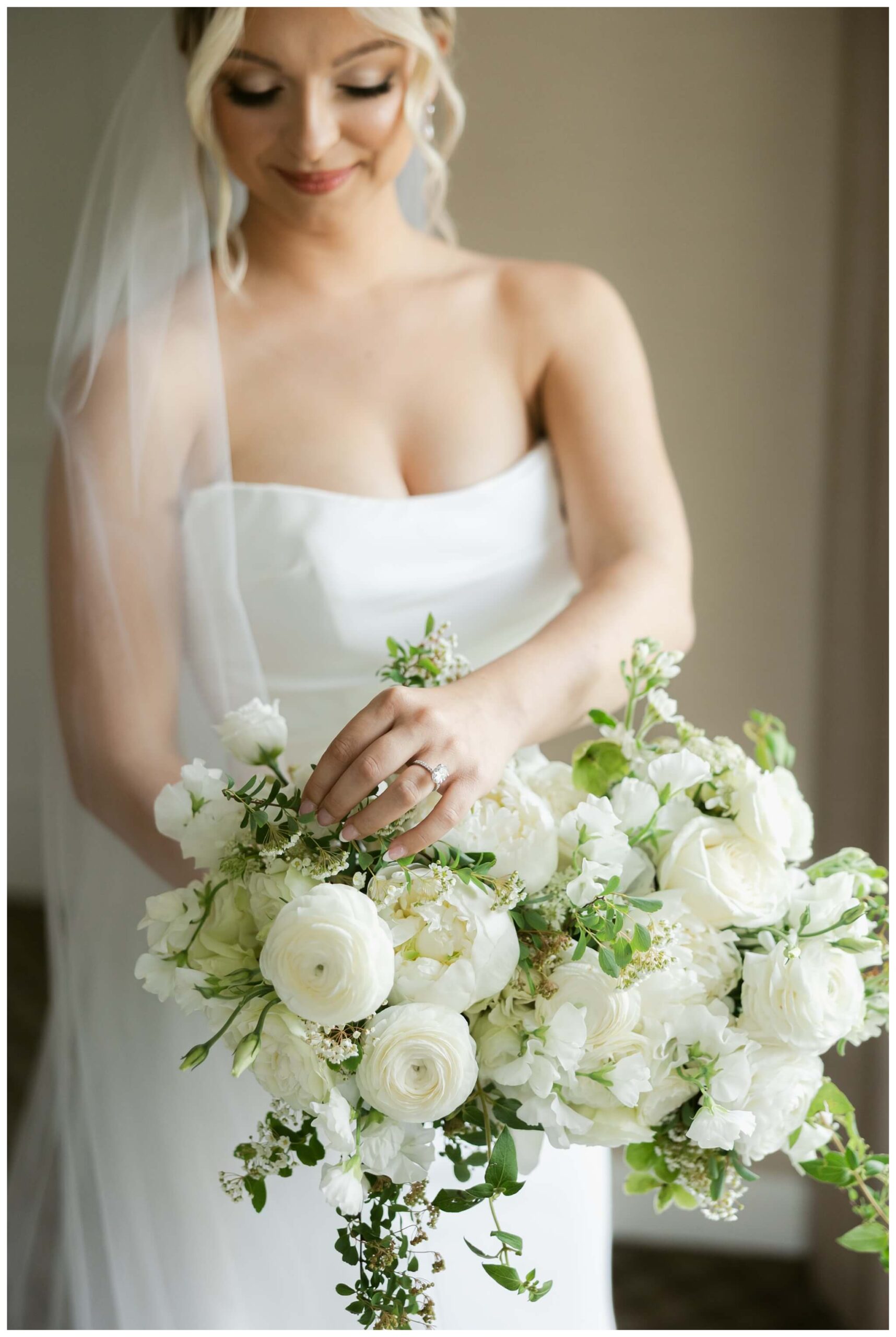 iconic black and white wedding in a forest at shepherds hollow gold club near detroit michigan by josh and andrea photography 