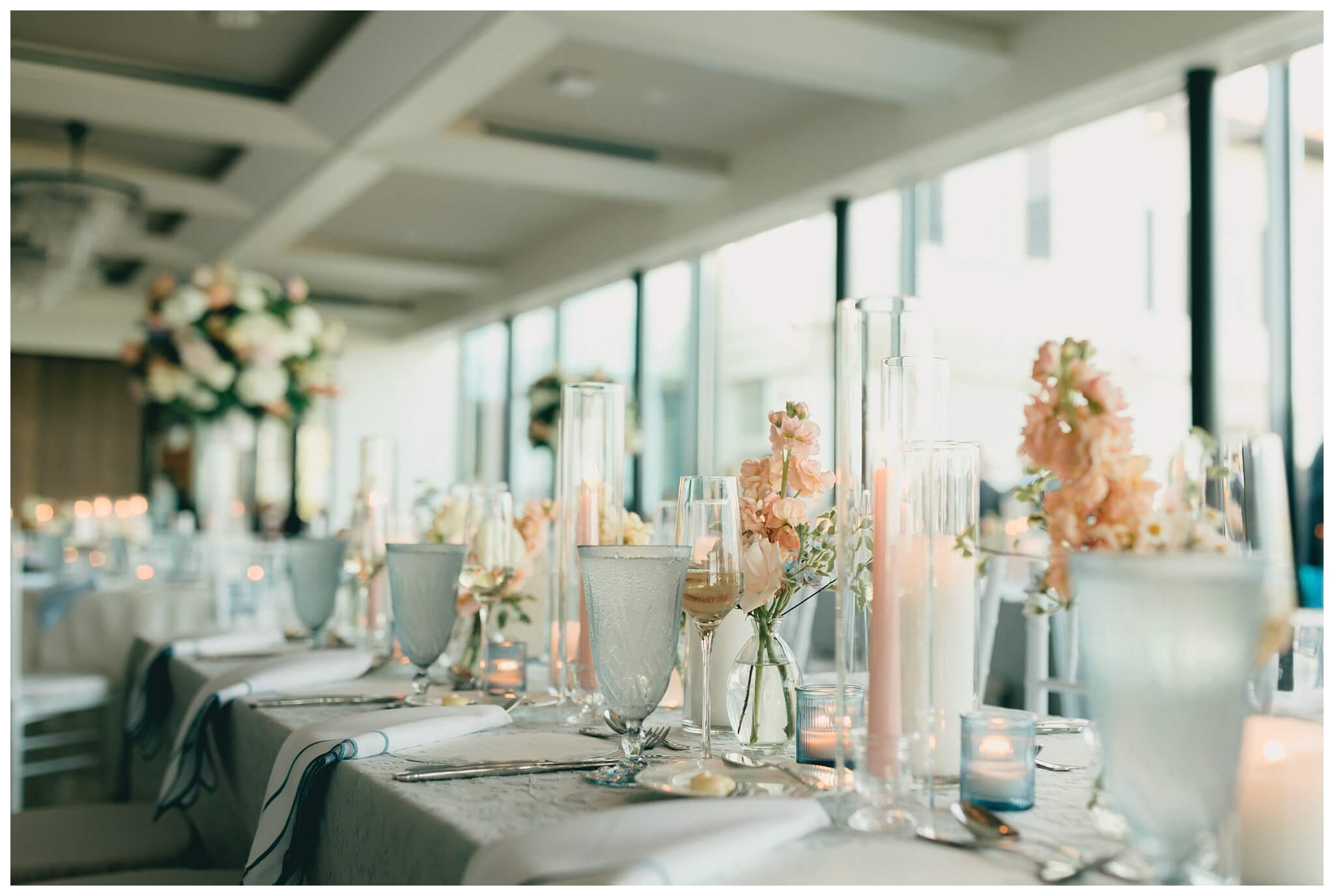 romantic beautiful mansion wedding photos at the war memorial in grosse pointe michigan by fear no more events and josh and andrea photography