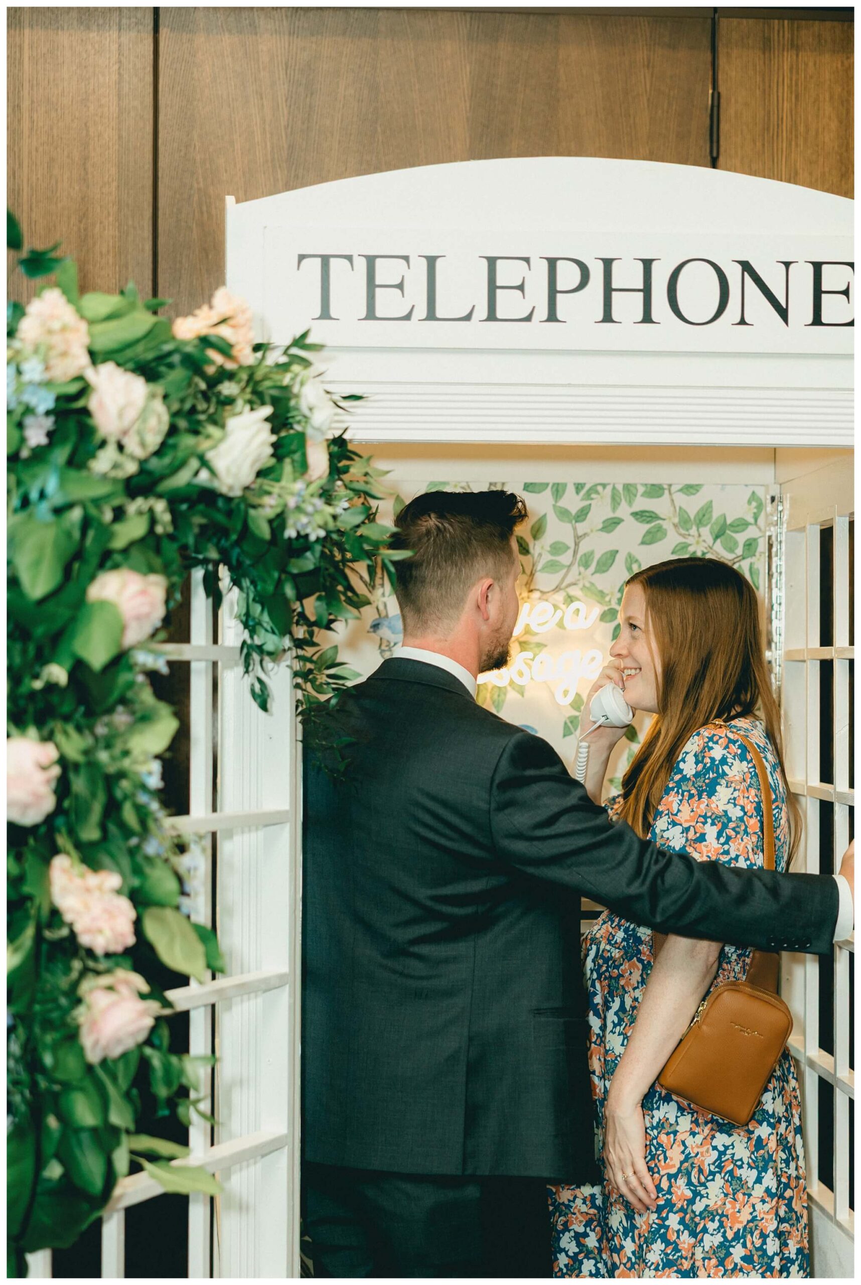 romantic beautiful mansion wedding photos at the war memorial in grosse pointe michigan by fear no more events and josh and andrea photography