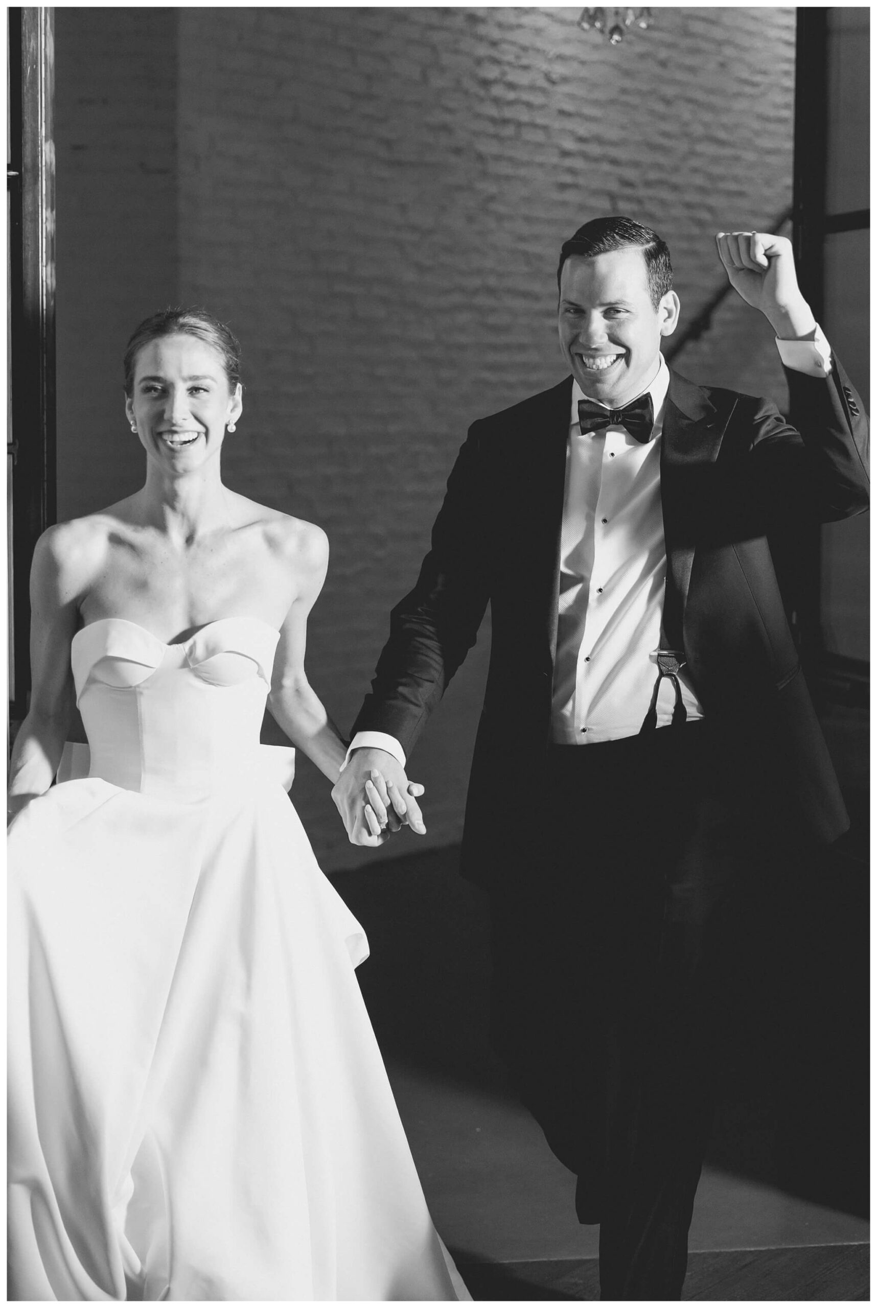 iconic black tie wedding at the pendry the dalcy grant park in downtown chicago with amelia cole events by josh and andrea photography 