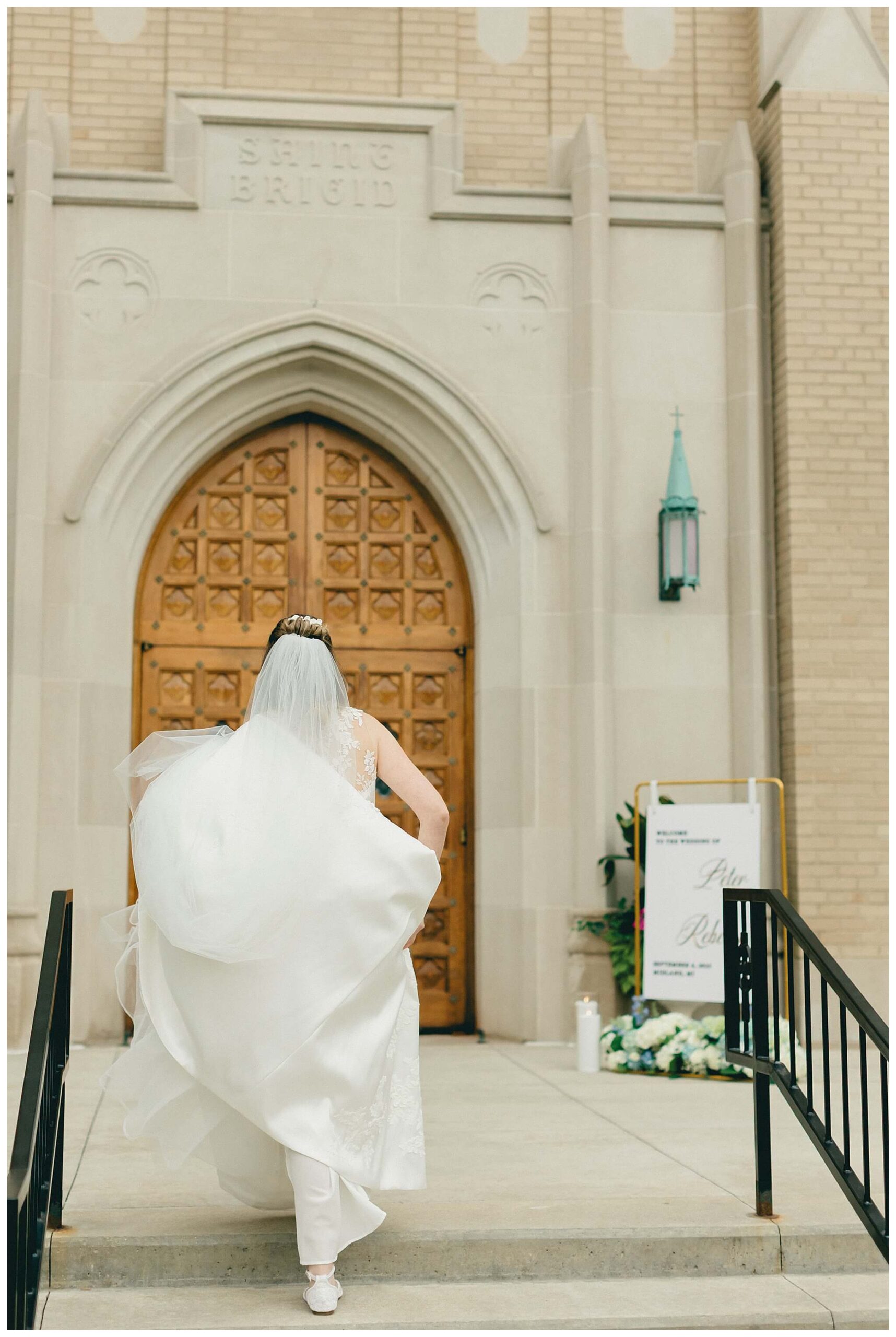 beautiful wedding photography near the Tridge at the H Hotel in midland michigan by josh and andrea photography