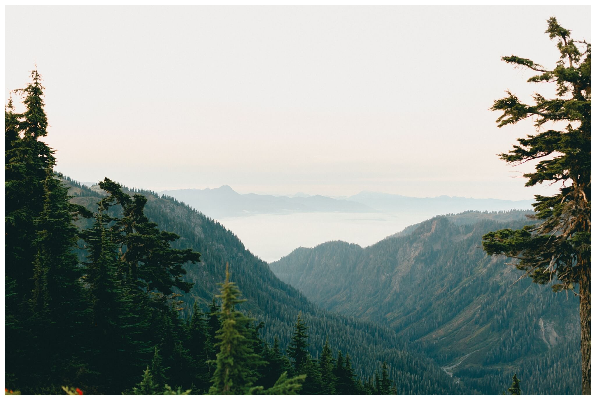 epic mountain top sunrise wedding near mount baker at artist point hiking trail in deming washington by josh and andrea photography