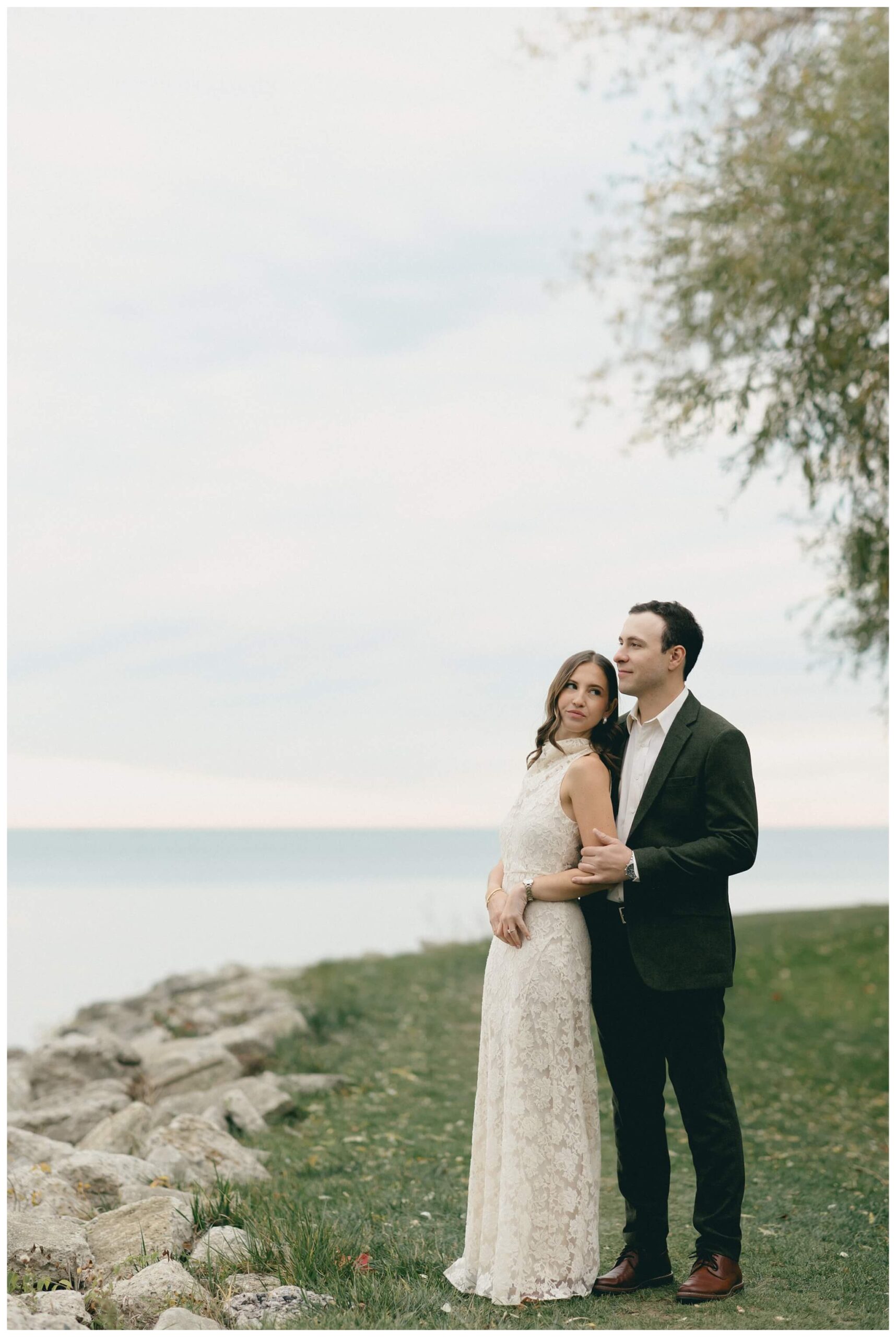 classy inspired romantic fall engagement shoot with an estate near Detroit at the edsel and eleanor ford house by josh and andrea photography