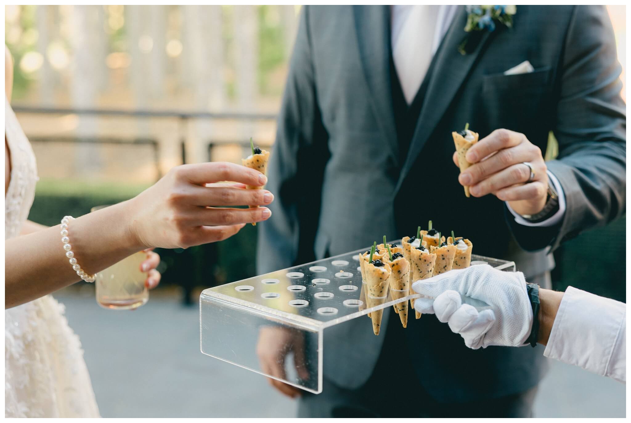 cocktail hour treats at shepherd's hollow golf club in clarkston michigan by josh and andrea photography 